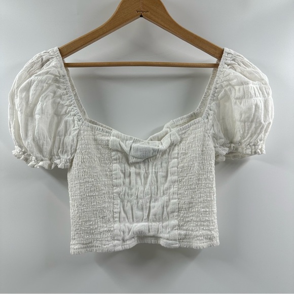 Forever 21 White Cropped Top w/ Puffed Sleeves & Smocked Chest - Picture 2 of 4
